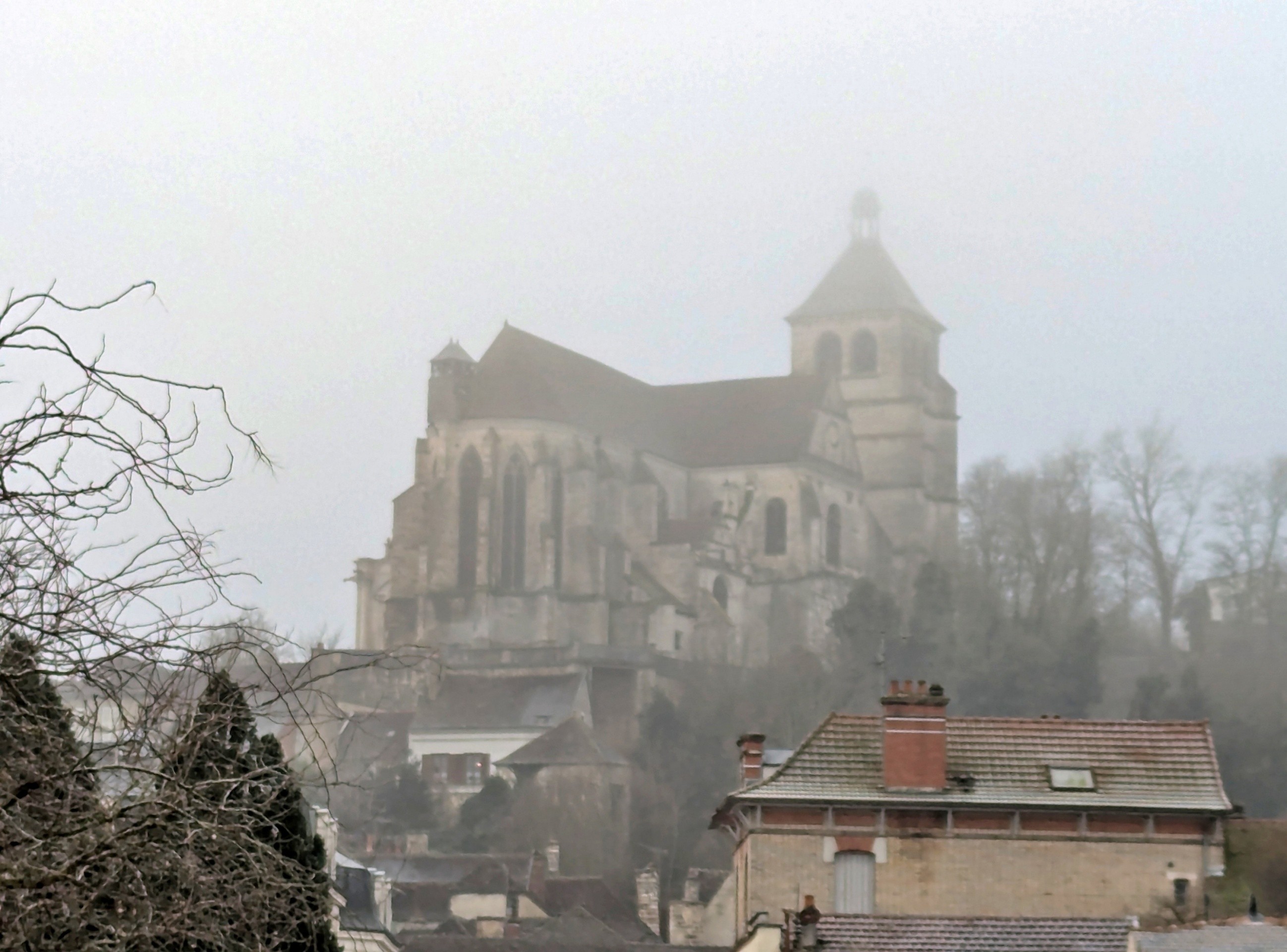 Cérémonie religieuse à l'église Saint-Pierre