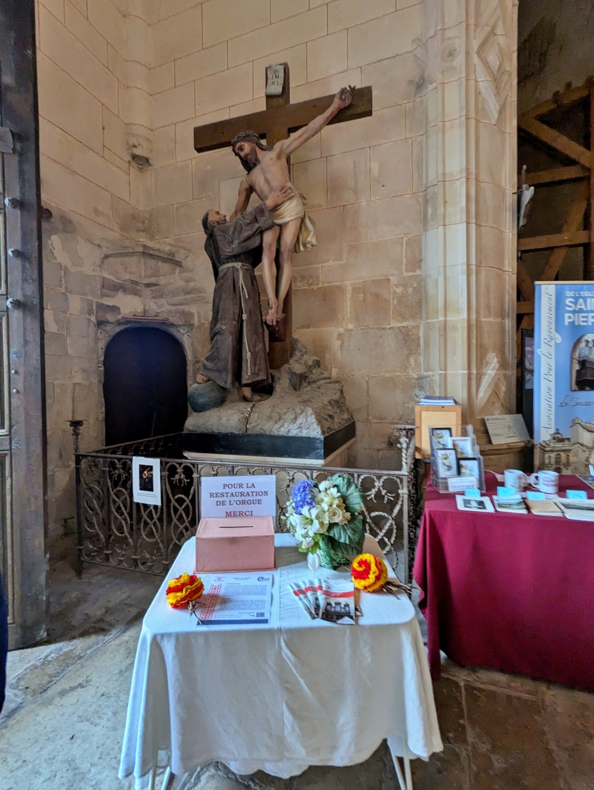 Entrée de l'église